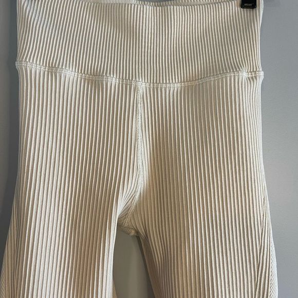 Aerie Offline Textured Ribbed 7/8 Cream Leggings | SZ S - Picture 8 of 14